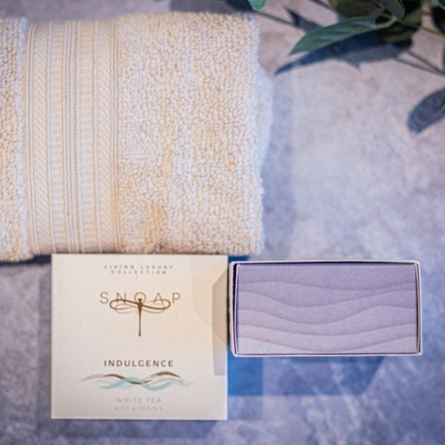 Indulgence - White Tea with Vitamin E